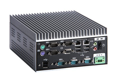 AXIOMTEK eBOX640-822-FL. Промышленный компьютер c пассивным охлаждением на базе socket 478 Pentium M / Celeron M до 2 ГГц